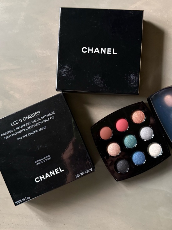 CHANEL Other - CHANEL Les 9 Ombres High Intensity Eyeshadow Palette - 847 The Daring Muse